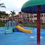Grand Pacific Palisades Resort 